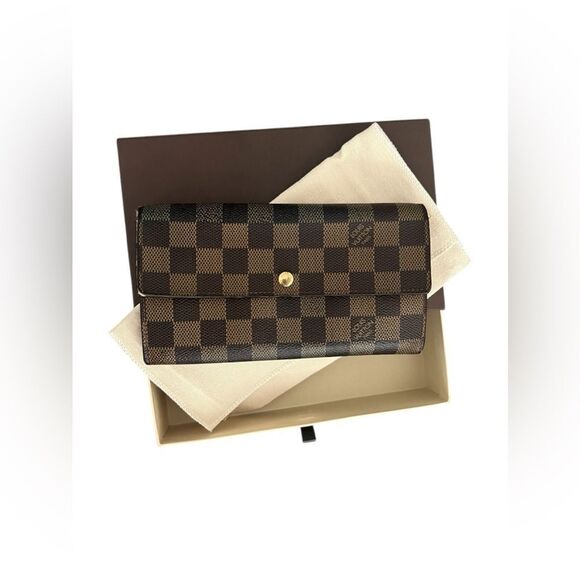 Louis Vuitton Handbags - LOUIS VUITTON Damier Ebene Sarah Wallet